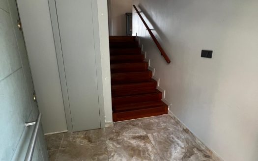 SOYAK KANDİLLİ AYIŞIĞI VADİSİNDE ÇOK İYİ KONUMDA ÇATI TRİPLEKS