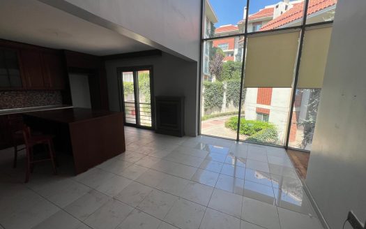 SOYAK KANDİLLİ AYIŞIĞI VADİSİNDE ÇOK İYİ KONUMDA ÇATI TRİPLEKS