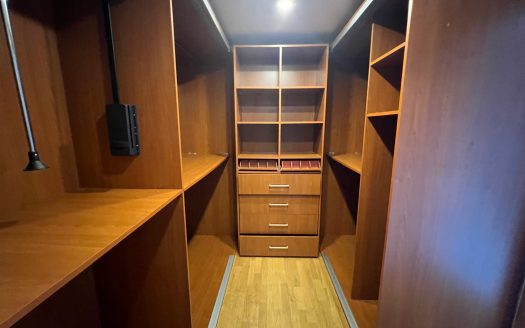 SOYAK KANDİLLİ AYIŞIĞI VADİSİNDE ÇOK İYİ KONUMDA ÇATI TRİPLEKS