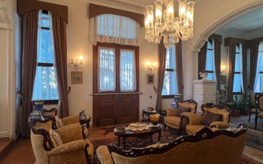 GÖKSU’DA HAVUZLU BOĞAZ VE DOĞA MANZARALI KÖŞK