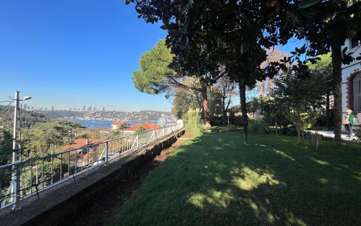 GÖKSU’DA HAVUZLU BOĞAZ VE DOĞA MANZARALI KÖŞK