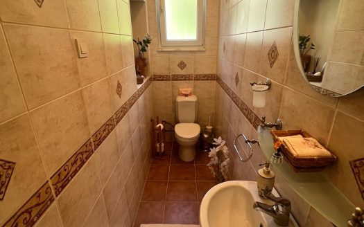 KANLICA’DA CENNET BAHÇESİ İÇİNDE MÜSTAKİL KARGİR EV