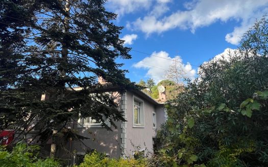 KANLICA’DA CENNET BAHÇESİ İÇİNDE MÜSTAKİL KARGİR EV