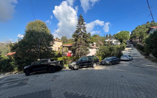 KANLICA’DA CENNET BAHÇESİ İÇİNDE MÜSTAKİL KARGİR EV