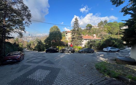 KANLICA’DA CENNET BAHÇESİ İÇİNDE MÜSTAKİL KARGİR EV