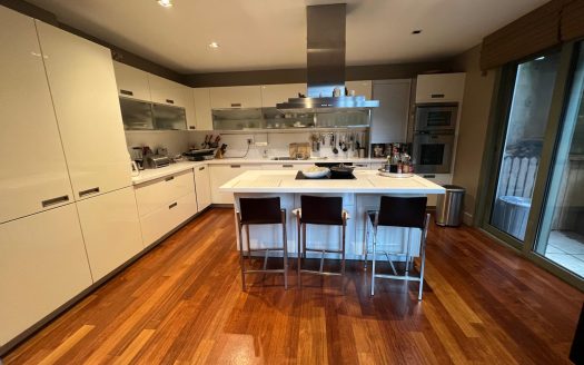 SOYAK KANDİLLİ’DE EN İYİ KONUMDA FULL DEKORASYONLU BAHÇE DUBLEKS