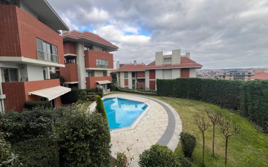 SOYAK KANDİLLİ’DE EN İYİ KONUMDA FULL DEKORASYONLU BAHÇE DUBLEKS