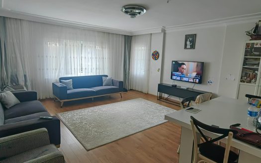 ÇENGELKÖY YEŞİLTEPE EVLERİNDE 3+1 SATILIK ARA KAT DAİRE..