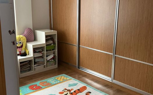 ÇENGELKÖY YEŞİLTEPE EVLERİNDE 3+1 SATILIK ARA KAT DAİRE..