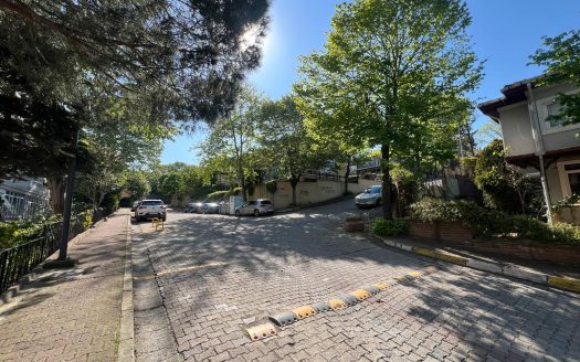ÇENGELKÖY ATA2 SİTESİNDE KİRALIK ARA KAT DAİRE…